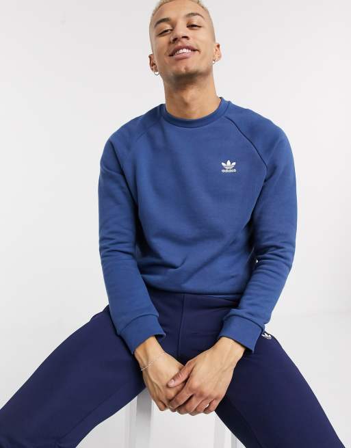 pull adidas bleu et blanc