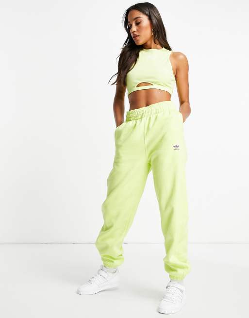 WOMEN'S ADIDAS ORIGINALS TREFOIL SWEATPANTS YELLOW