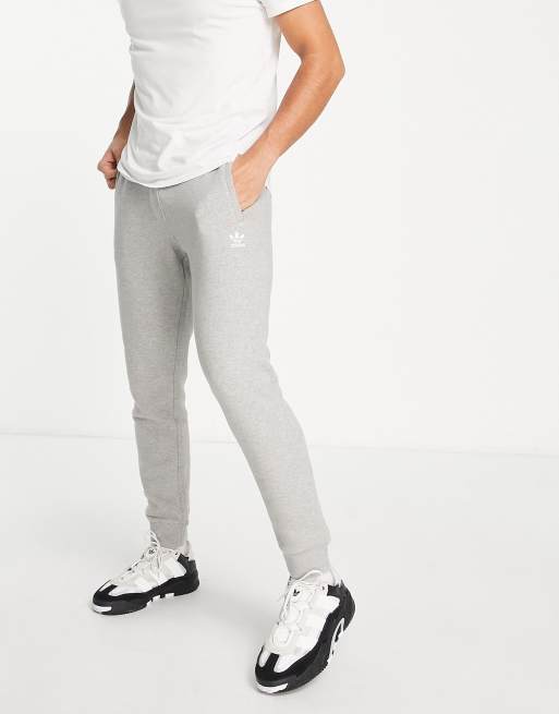 adidas Originals – Essentials – Szare dopasowane joggersy z małym logo