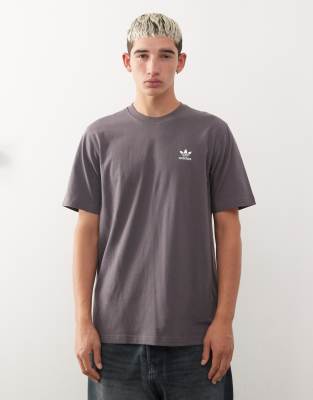 adidas Originals - Essentials - T-shirt à logo trèfle - Gris