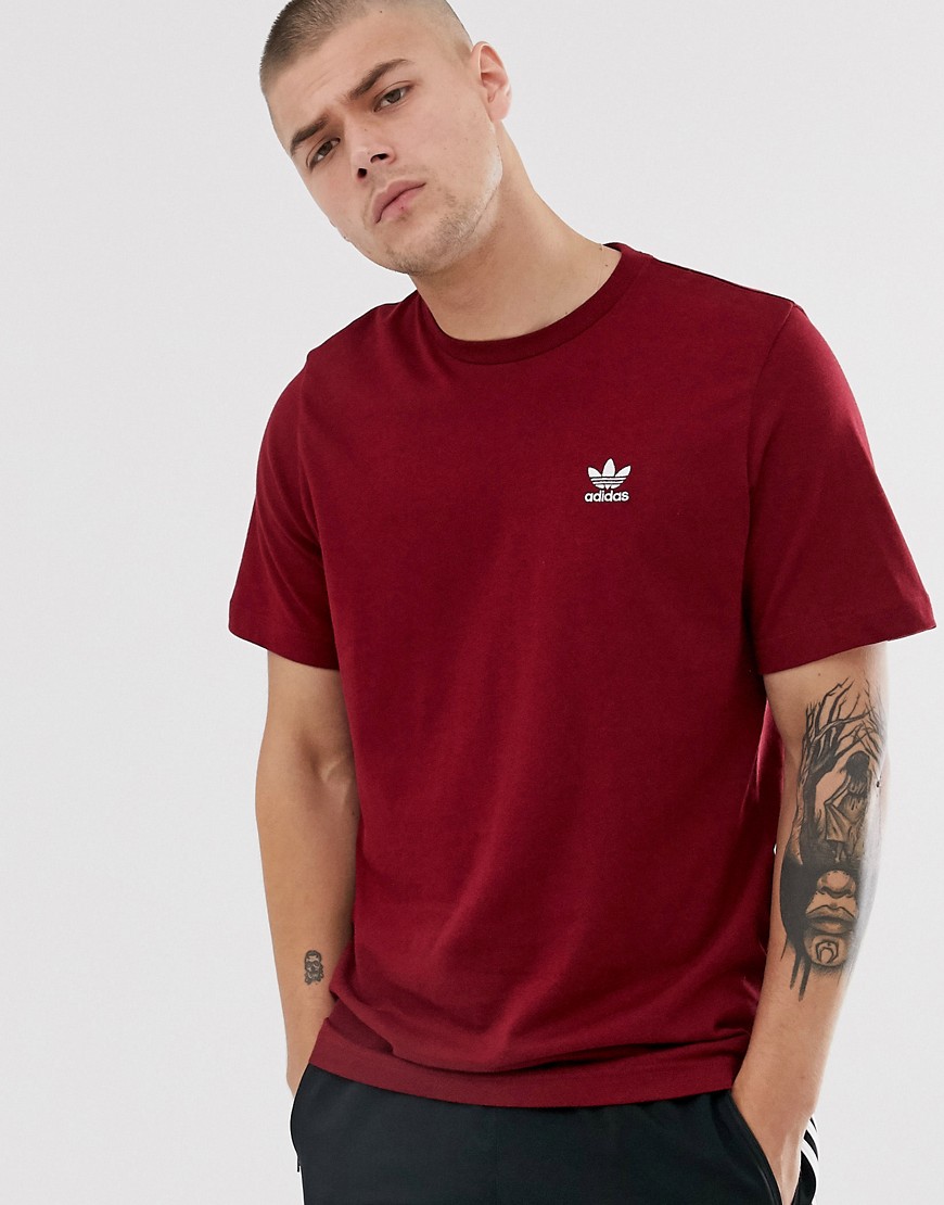 adidas Originals Essentials - T-shirt bordeaux con logo ricamato-Rosso