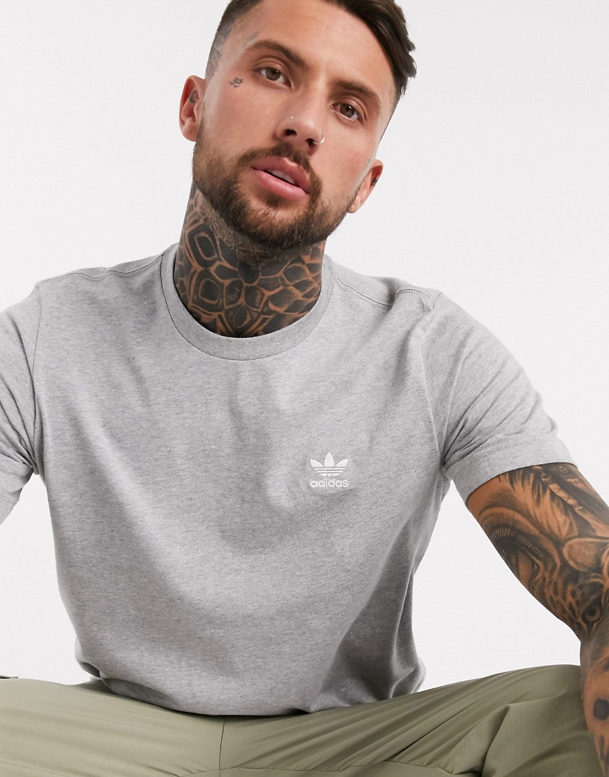 Adidas Originals Essentials - T-shirt grigia con piccolo logo-Grigio