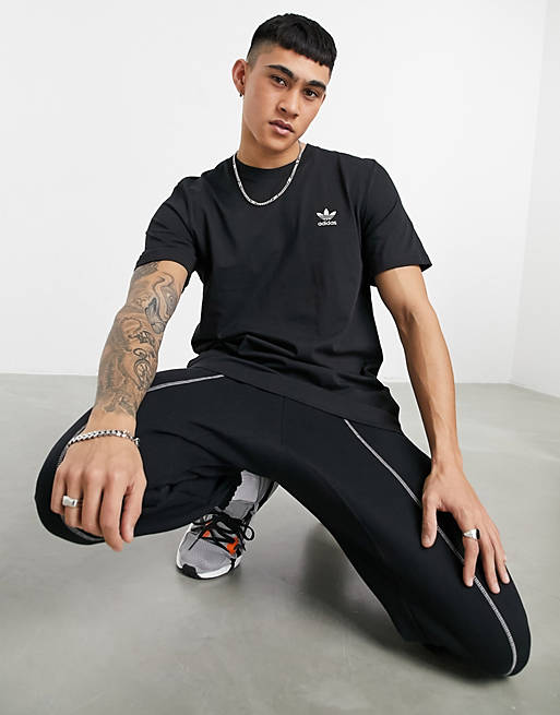 adidas Originals essentials t-shirt in black