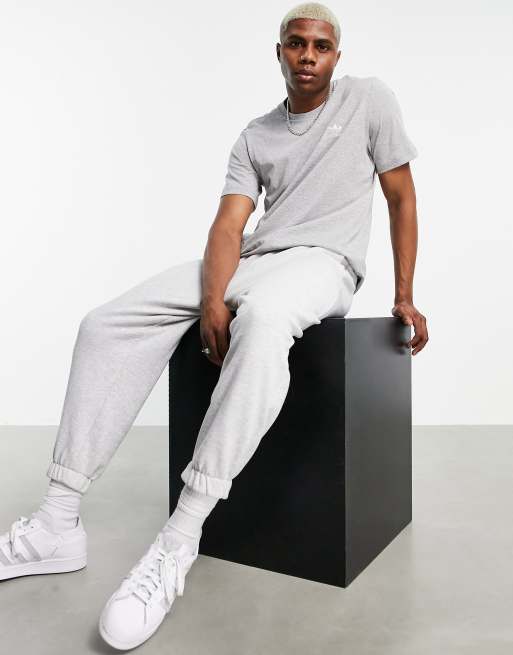 adidas Originals - Essentials - T-shirt in gemêleerd grijs