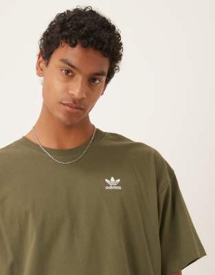 Originals - Essentials - T-Shirt in Khaki-Grün Grün XS