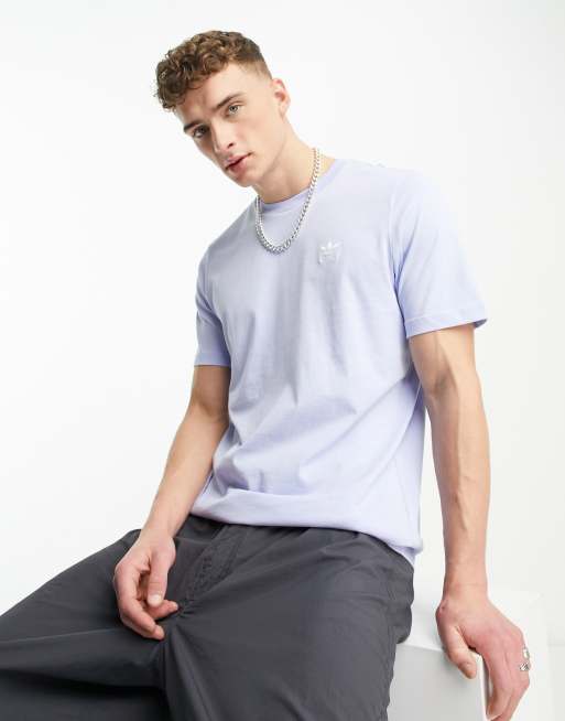 adidas Originals - Essentials - T-shirt met trefoil-logo in lichtblauw