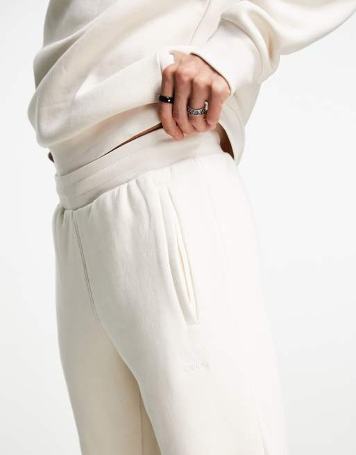 White adidas trackies hotsell