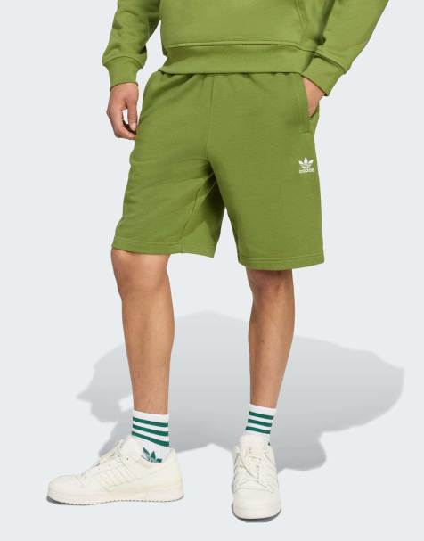 adidas Originals - Essentials Trefoil - Pantaloncini verde oliva tecnici - view 1