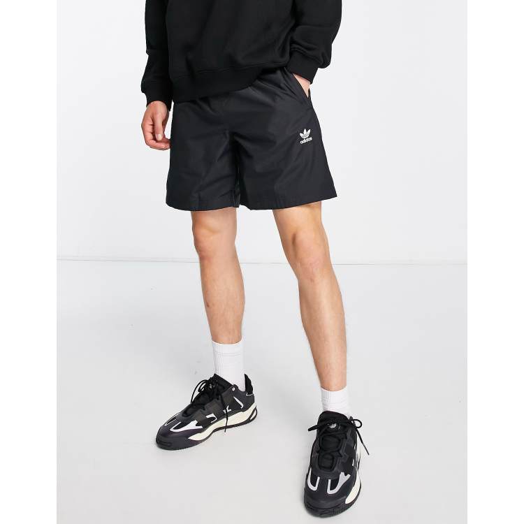 ★adidas originals★W ESSENTIAL RIPSTOP SHORTS★追跡可 adidas Originals Essentials Mesh Shorts Vivid Red SM at