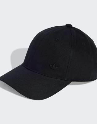 adidas Originals Everyday icons cap with tonal metal trefoil in black ...