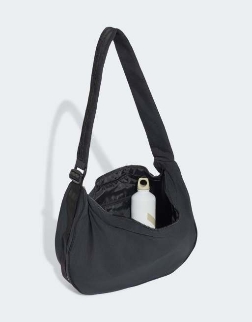 adidas Originals – Everyday Icons – Halbmondförmige Umhängetasche in Schwarz, 4 von 5