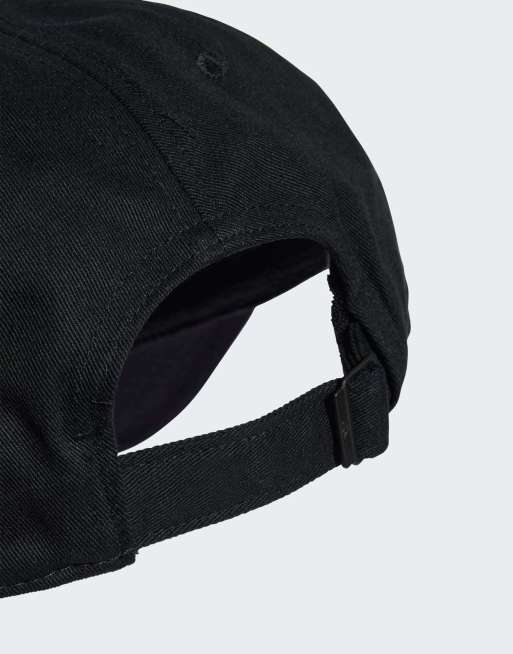 adidas Originals – Everyday Icons – Kappe in Schwarz mit farblich abgestimmtem Metall-Dreiblattlogo, 3 von 3