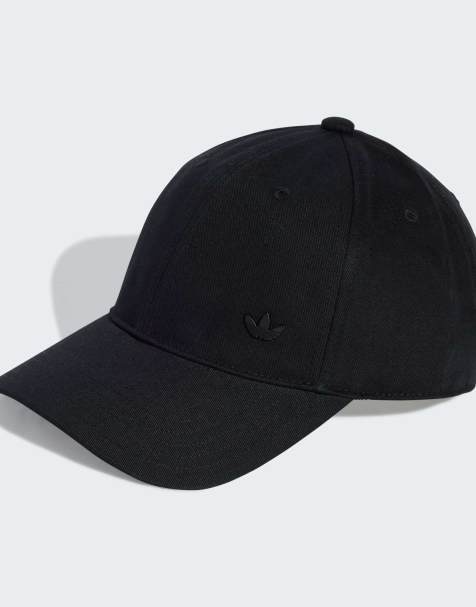 adidas Originals – Everyday Icons – Svart keps med ton-i-ton treklöver i metall - view 1