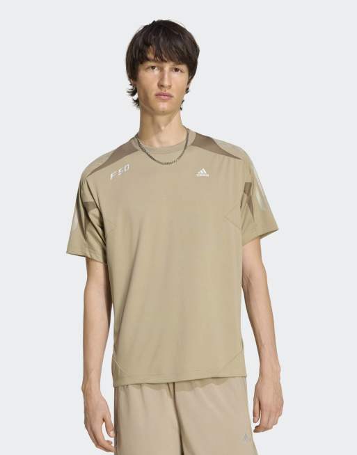 adidas Originals – F50 – Szarobeżowy T-shirt z krótkimi rękawami