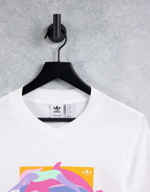 [teket] / ☆ 25SS Dolphin Friends Tee / White adidas Originals Fakten t-shirt in white with dolphin print