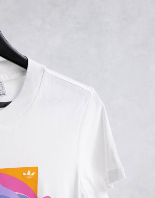 [teket] / ☆ 25SS Dolphin Friends Tee / White life is better with friends' dolphin graphic tee | Five Below