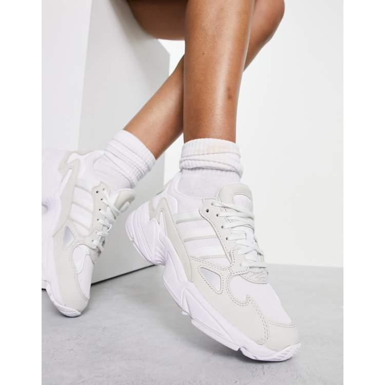 Adidas falcon femme clearance blanche pas cher