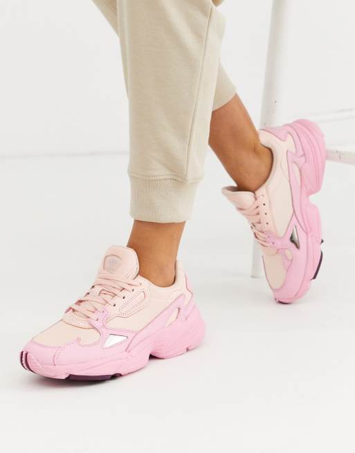 Adidas originals falcon 2025 in pink tint