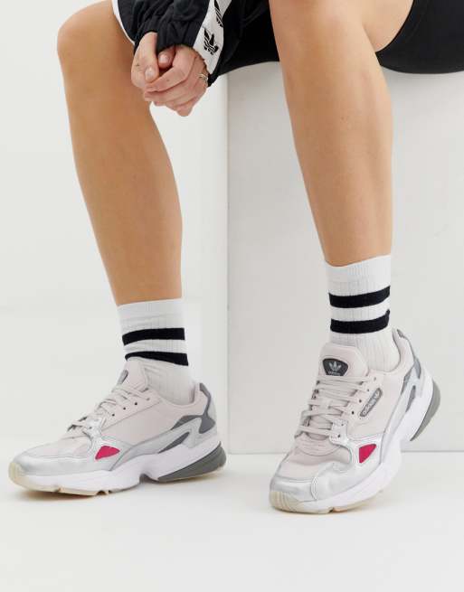 adidas falcon nere e grigie adidas falcon nere e grigie