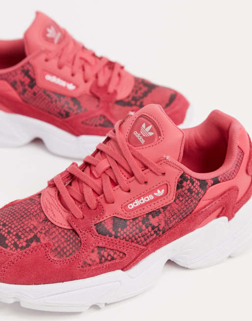 Adidas falcon on sale w red