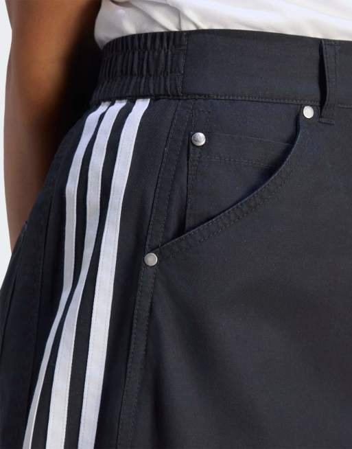 adidas Originals Fallschirmrock in Schwarz, 4 von 4