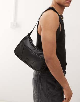 faux leather shoulder bag in black