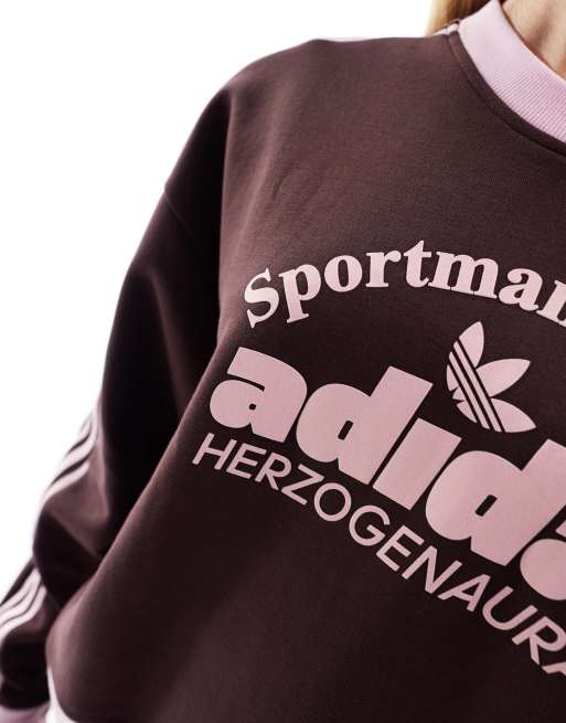 Adidas retro logo online