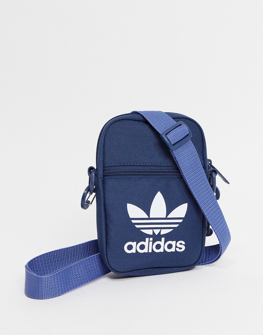 Adidas Originals - Festivaltas met trefoil-logo in marineblauw