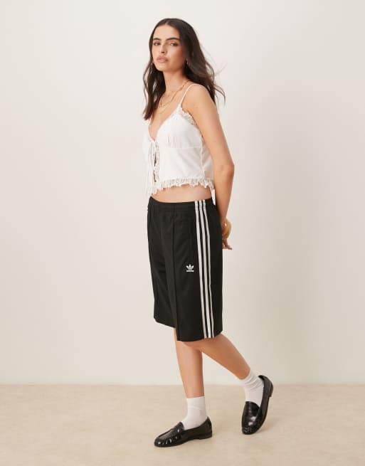 adidas Originals – Firebird – Czarne szorty