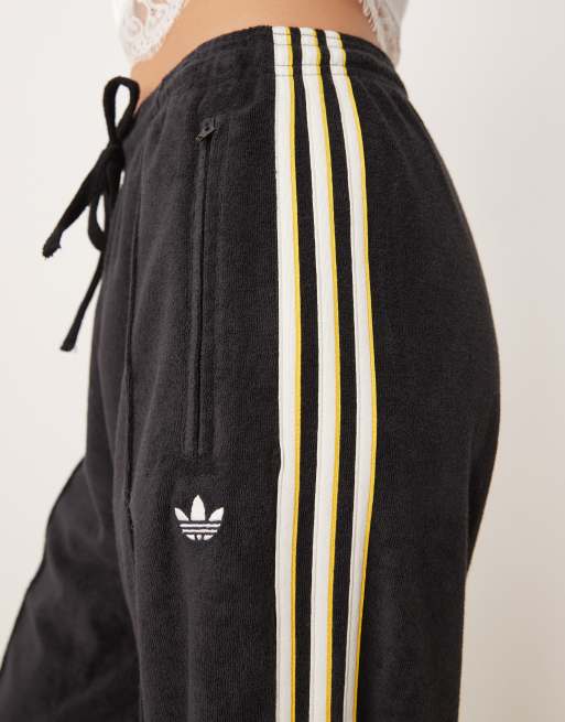 adidas Originals – Firebird – Frottee-Hose in Schwarz, 5 von 5