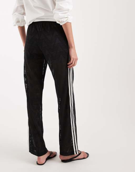 adidas Originals – Firebird – Klassische Trainingshose in Schwarz aus Spitze, 5 von 5