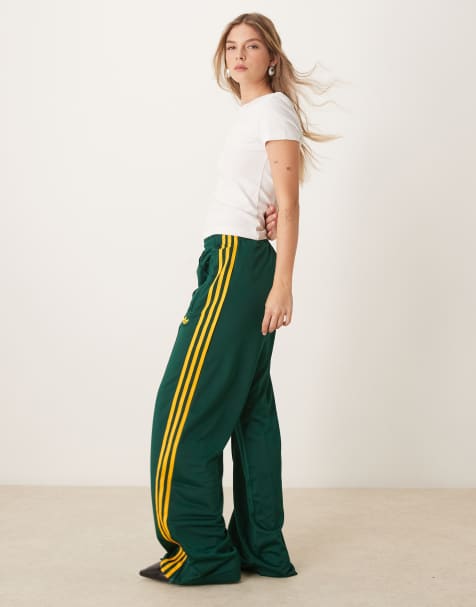 adidas Originals – Firebird – Locker geschnittene Trainingshose in Grün - view 1