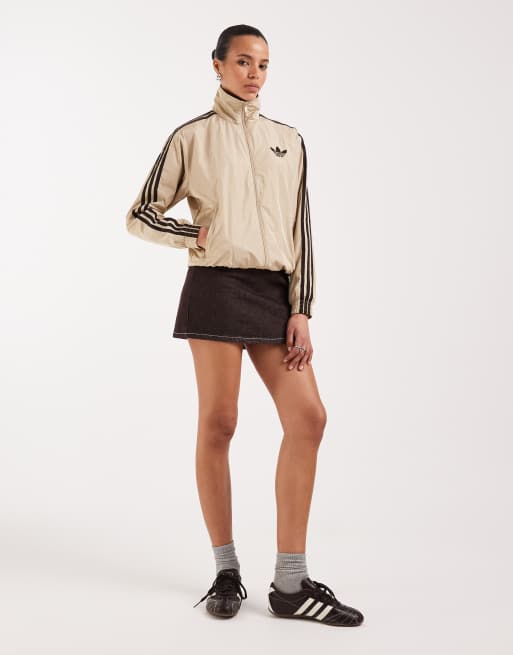 adidas Originals – Firebird – Locker geschnittenes Trainingsoberteil aus Nylon in hellem Khaki und Braun, 3 von 4