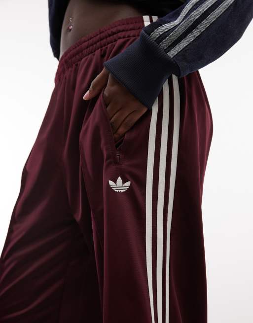 adidas Originals – Firebird – Locker sitzende Trainingshose in Burgunderrot, 4 von 5