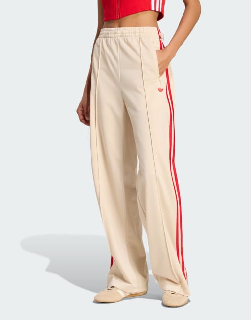 adidas Originals – Firebird – Locker sitzende Trainingshose in Crystal Linen / Better Scarlet, 3 von 3