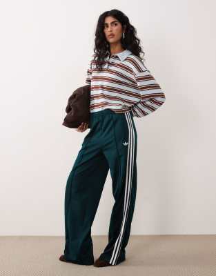 adidas Originals - Firebird - Locker sitzende Trainingshose in Legacy Teal und Wollweiß-Blau