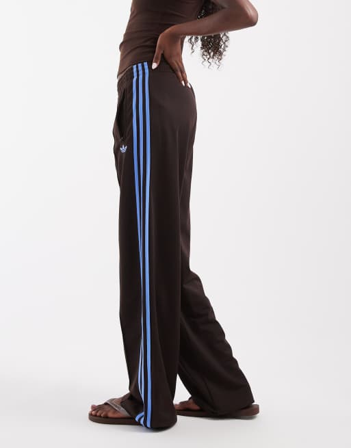 adidas Originals Firebird lockere Trainingshose in Braun und Blau, 3 von 5