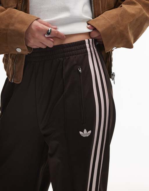 adidas Originals – Firebird – Lockere Trainingshose in Braun und Rosa, 4 von 5