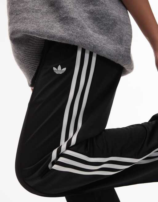 adidas Originals – Firebird – Lockere Trainingshose in Schwarz und Weiß, 5 von 5