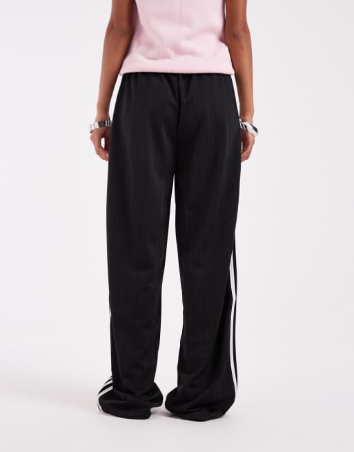 adidas Originals Firebird lockere Trainingshose mit Nadelstreifen in Schwarz, 3 von 5