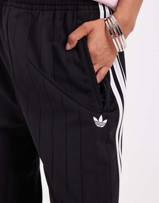 adidas Originals Firebird lockere Trainingshose mit Nadelstreifen in Schwarz, 5 von 5