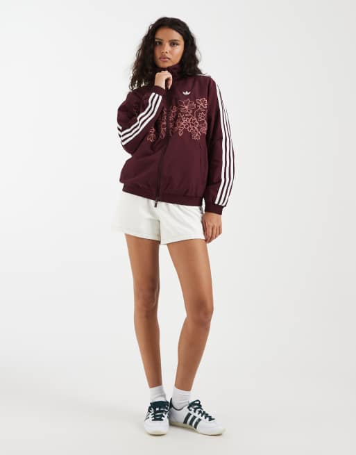 adidas Originals Firebird lockeres Tracktop mit Blumenstickerei in Burgunderrot, 2 von 4