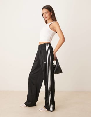 adidas Originals - Firebird - Loose Fit Trainingshose in Schwarz