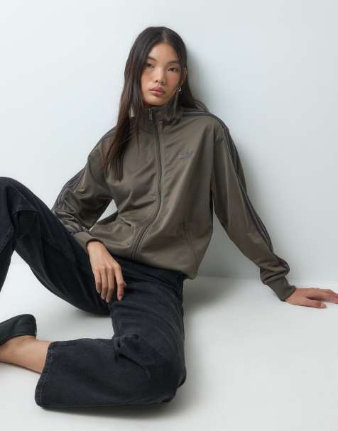 adidas Originals Firebird losse track top in donker kaki en zwart - view 1