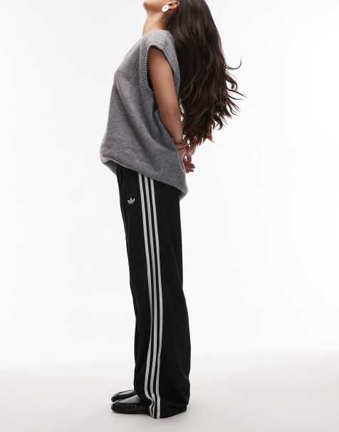 adidas Originals - Firebird - Losse trainingsbroek in zwart en wit - view 1