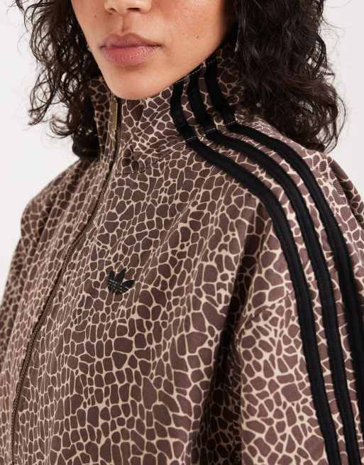 adidas Originals – Firebird – Oversize-Trainingsoberteil mit Leopardenmuster, 3 von 4