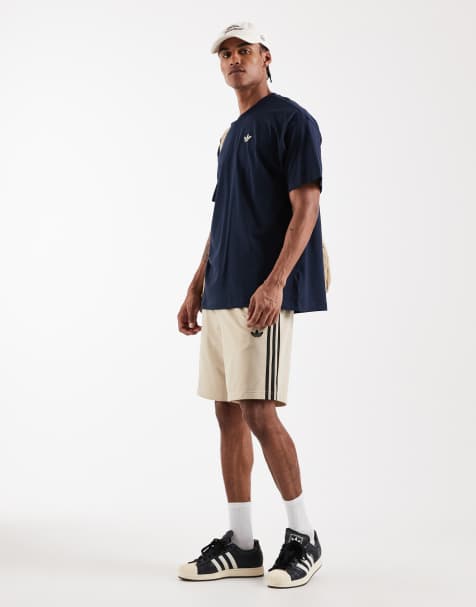 adidas Originals - Firebird - Short in kaki - view 1