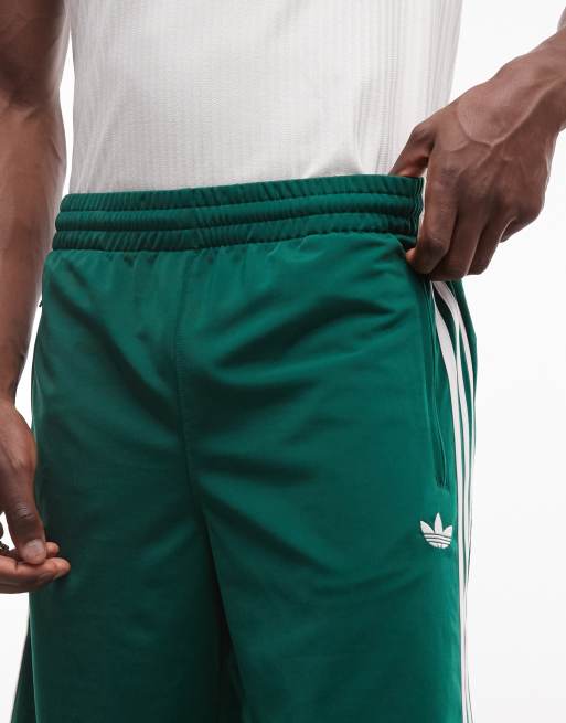 adidas Originals – Firebird – Shorts in Grün, 5 von 7