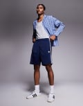 [adidas Originals] adidas Originals Firebird shorts in navy and white L night indigo/white