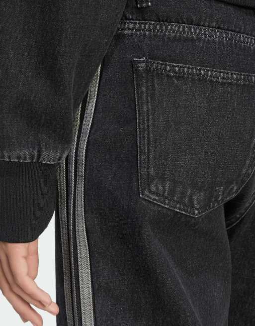 adidas Originals – Firebird – Straight Jeans in True Black Denim mit mittelhohem Bund, 4 von 5